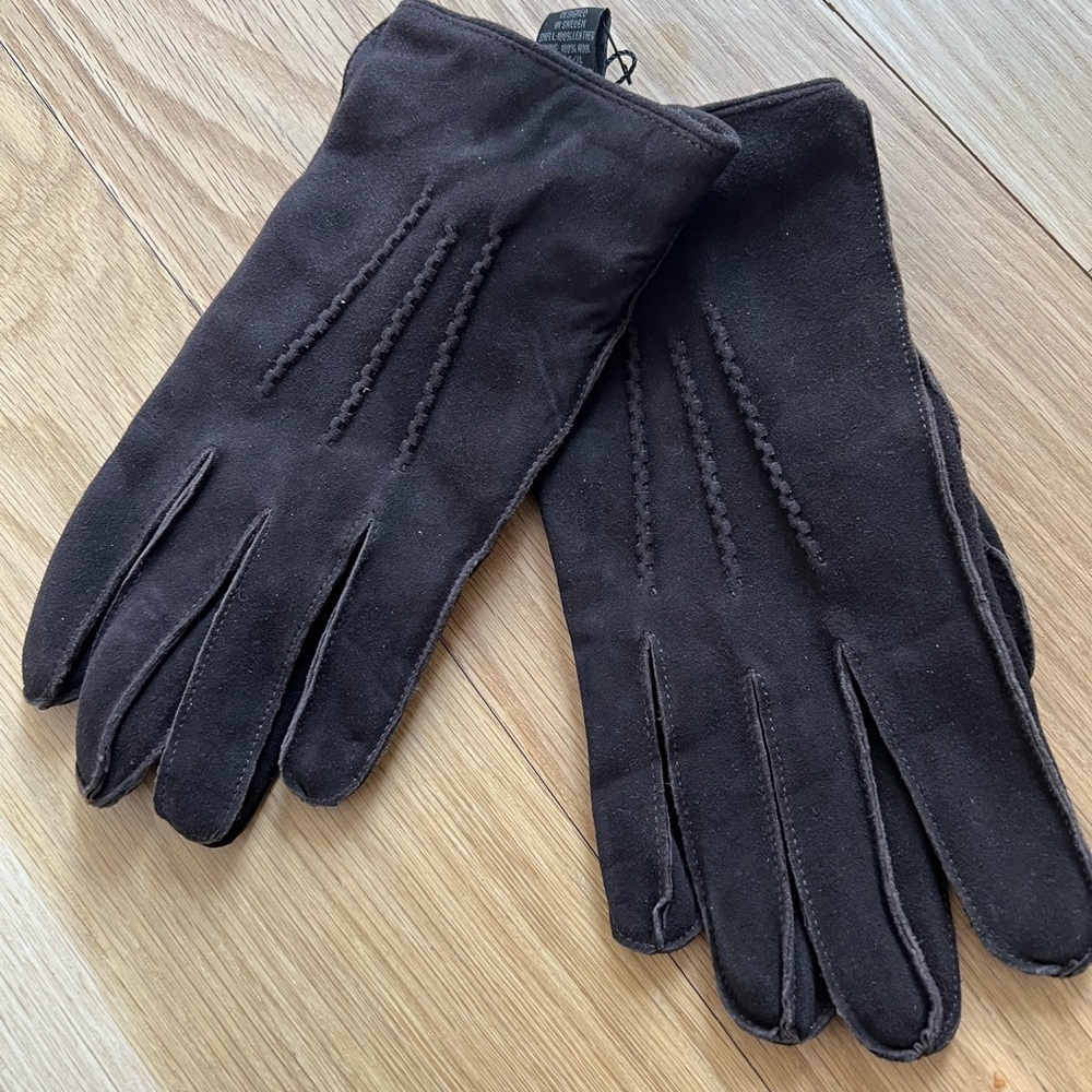 A Christensen Men's Brown Suede Gloves